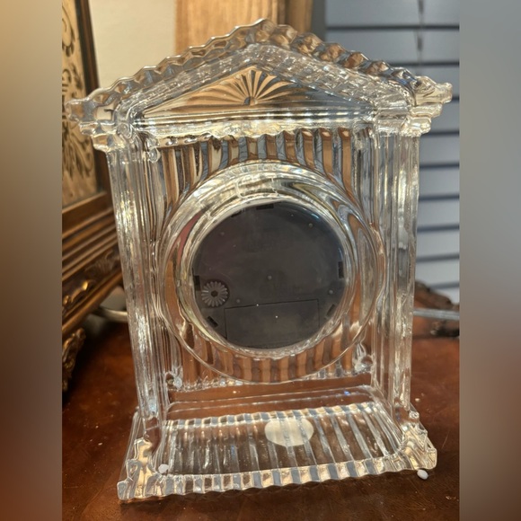 NWOT Crystal Clock ( comes in box) - Picture 3 of 4
